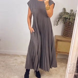 Pleated Maxi Dress with Crew Neck and Cap Sleeves