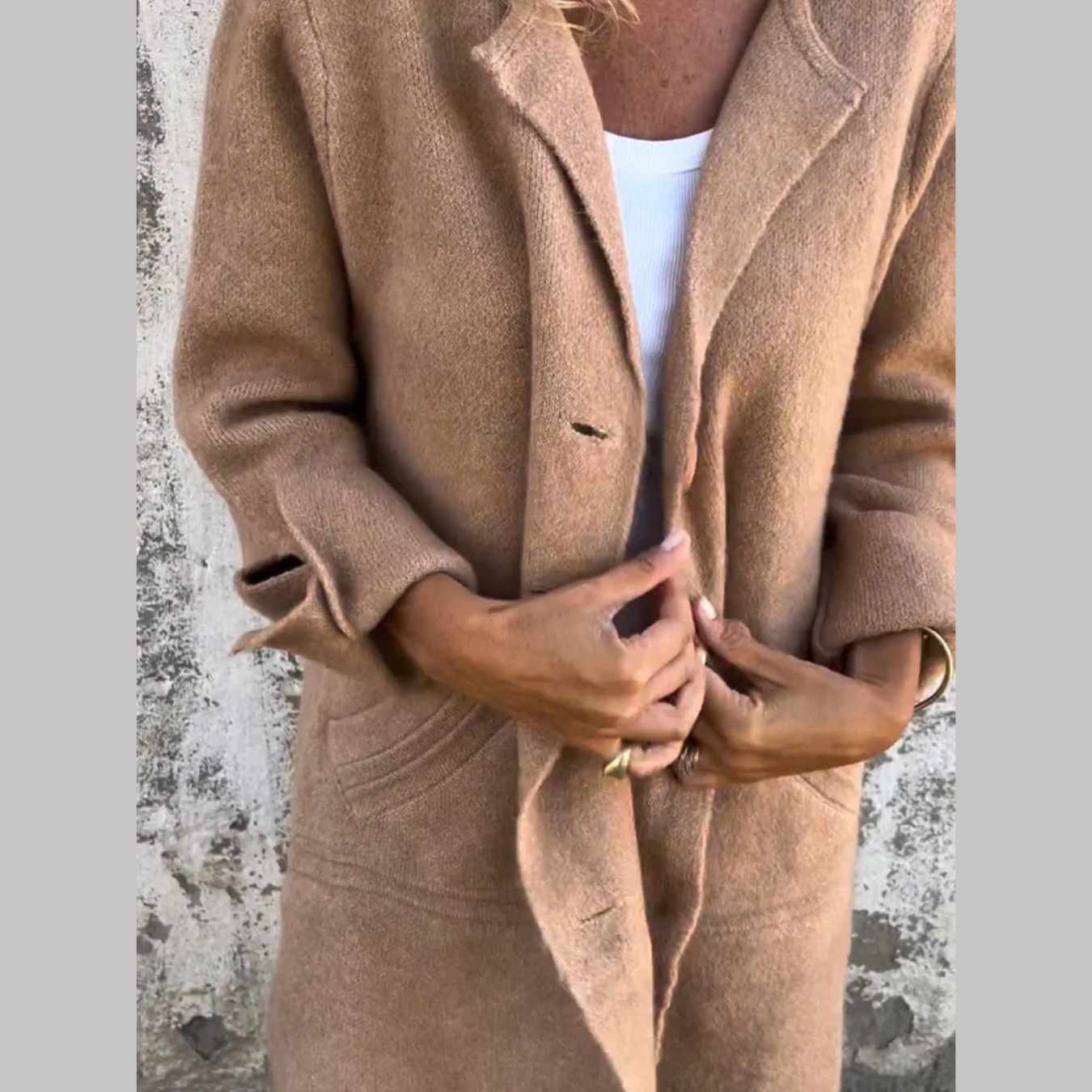 Women's Long Cardigan with Notched Lapels and Button Front for Everyday Wear