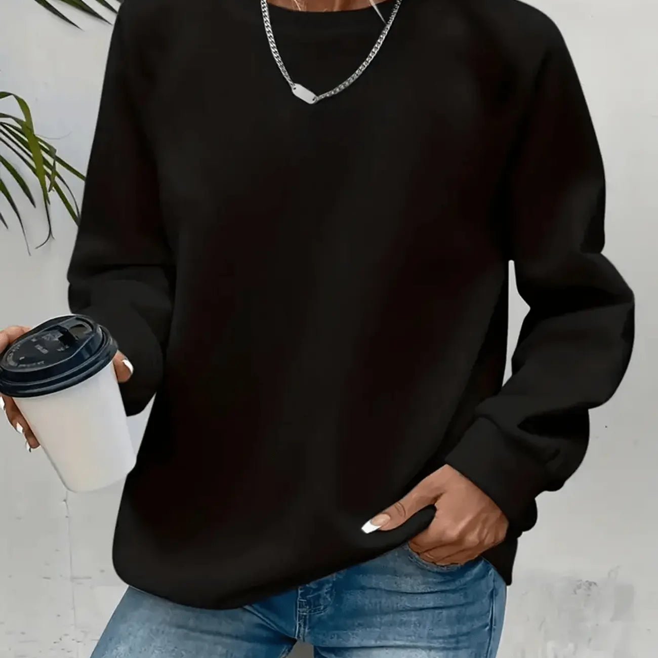 Women's Round Neck Sweater with Long Sleeves for Everyday Wear