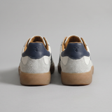 Round Toe Low-Top Sneakers with Contrast Stripes