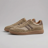 Round Toe Low-Top Sneakers with Contrast Stripes