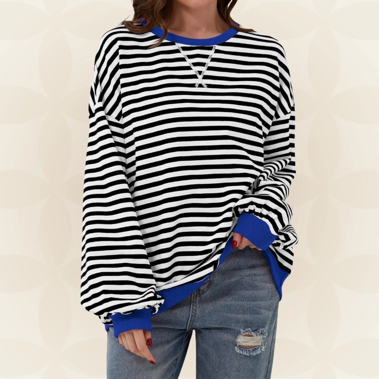 Women's Oversized Sweater with Horizontal Stripes and Crew Neck