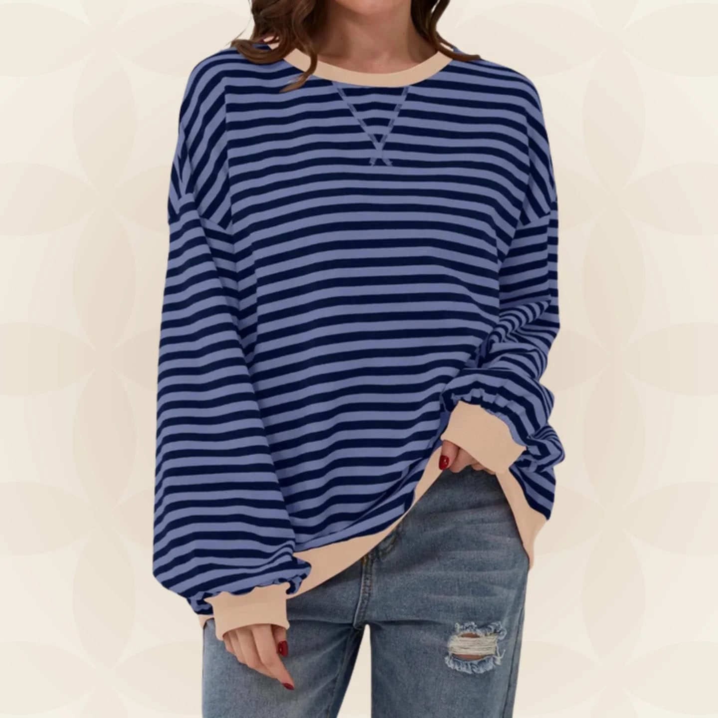 Women's Oversized Sweater with Horizontal Stripes and Crew Neck