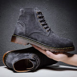 Ankle Boots with Flat Sole and Round Toe